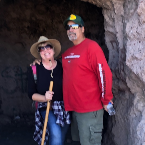 Meet your Posher, Joni - Picture 5 of 5